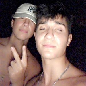 Meet your Posher, Adam